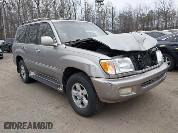 ✅ 2001 Toyota Land Cruiser • VIN: JTEHT05J112010131 • Лот: 41719396. Опубликован ранее на IAAI с пробегом 265 944 миль. Бесплатный доступ к архиву аукционных продаж из США и подробный отчёт об истории автомобиля на DreamBid. Изображение 1.