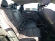 ✅ 2017 Chevrolet Impala LT • VIN: 2G1105S31H9149066 • Лот: 72286174. Опубликован ранее на Copart с пробегом 77 454 миль. Бесплатный доступ к архиву аукционных продаж из США и подробный отчёт об истории автомобиля на DreamBid. Изображение 10.