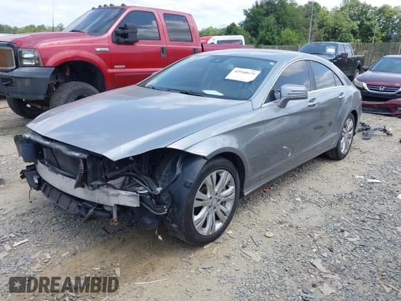 ✅ 2012 Mercedes-Benz CLS 550 • VIN: WDDLJ9BBXCA052978 • Lot: 42940675. Wystawiony na IAAI z przebiegiem 157 778 mil. Bezpłatny archiwum sprzedaży aukcyjnych z USA i szczegółowy raport historii pojazdu na DreamBid. Zdjęcie 2.