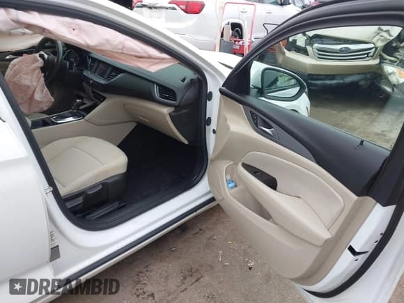 ✅ 2019 Buick Regal Preferred • VIN: W04GL6SX0K1043134 • Лот: 41275392. Опубликован ранее на IAAI с пробегом 136 089 миль. Бесплатный доступ к архиву аукционных продаж из США и подробный отчёт об истории автомобиля на DreamBid. Изображение 5.