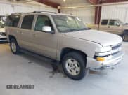 ✅ 2004 Chevrolet Suburban LT • VIN: 1GNFK16Z34J224578 • Lot: 42607252. Listed on IAAI with 293,717 mi. Free auction sales archive from the USA and detailed vehicle history report at DreamBid. Image 1.