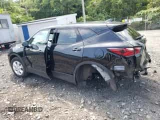 2022 Chevrolet Blazer LT with VIN 3GNKBHR4XNS115123, listed as a Copart auction lot 68697054 with Not provided miles and Salvage title. Bid and sale history available at DreamBid. Image 2.