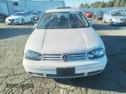 ✅ 2004 Volkswagen Golf GL • VIN: 9BWFL61J144024159 • Лот: 83198644. Опубликован ранее на Copart с пробегом 184 484 миль. Бесплатный доступ к архиву аукционных продаж из США и подробный отчёт об истории автомобиля на DreamBid. Изображение 5.