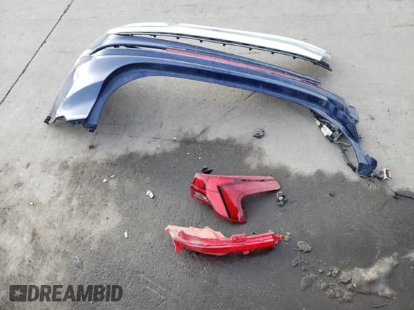 ✅ 2021 Hyundai Santa Fe Calligraphy • VIN: 5NMS5DAL9MH316061 • Lot: 41518624. Wystawiony na Copart z przebiegiem 50 857 mil. Bezpłatny archiwum sprzedaży aukcyjnych z USA i szczegółowy raport historii pojazdu na DreamBid. Zdjęcie 13.