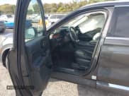 ✅ 2020 Lincoln Aviator Reserve • VIN: 5LM5J7WC1LGL29095 • Lot: 43793351. Wystawiony na IAAI z przebiegiem 76 783 mil. Bezpłatny archiwum sprzedaży aukcyjnych z USA i szczegółowy raport historii pojazdu na DreamBid. Zdjęcie 5.