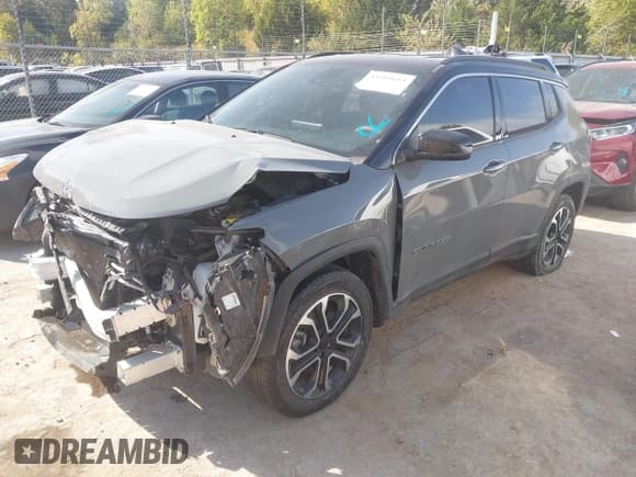 ✅ 2024 Jeep Compass Limited • VIN: 3C4NJDCN5RT581917 • Lot: 43504613. Wystawiony na IAAI z przebiegiem 56 081 mil. Bezpłatny archiwum sprzedaży aukcyjnych z USA i szczegółowy raport historii pojazdu na DreamBid. Zdjęcie 19.