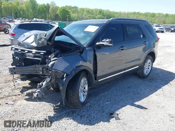 ✅ 2016 Ford Explorer XLT • VIN: 1FM5K7D89GGA74362 • Лот: 41984211. Опубликован ранее на IAAI с пробегом Не указан. Бесплатный доступ к архиву аукционных продаж из США и подробный отчёт об истории автомобиля на DreamBid. Изображение 17.
