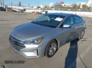 ✅ 2020 Hyundai Elantra SEL • VIN: 5NPD84LF6LH571548 • Лот: 43475668. Опубликован ранее на IAAI с пробегом 81 296 миль. Бесплатный доступ к архиву аукционных продаж из США и подробный отчёт об истории автомобиля на DreamBid. Изображение 18.