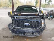 ✅ 2023 Ford F-150 XL • VIN: 1FTEW1EP1PKD98589 • Lot: 43639266. Wystawiony na IAAI z przebiegiem 71 624 mil. Bezpłatny archiwum sprzedaży aukcyjnych z USA i szczegółowy raport historii pojazdu na DreamBid. Zdjęcie 12.