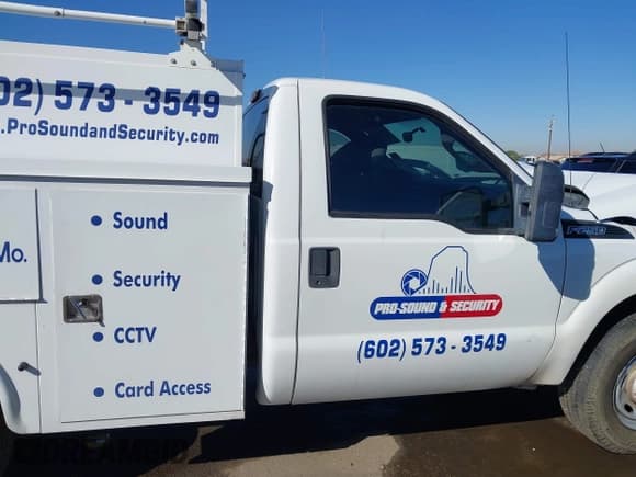 ✅ 2011 Ford F-250 XL • VIN: 1FDBF2A61BEC77909 • Lot: 43633747. Listed on IAAI with 242,631 mi. Free auction sales archive from the USA and detailed vehicle history report at DreamBid. Image 13.