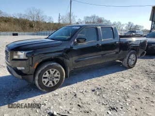 ✅ 2023 Nissan Frontier SV • VIN: 1N6ED1FK8PN609145 • Lot: 85847424. Wystawiony na Copart z przebiegiem 18 426 mil. Bezpłatny archiwum sprzedaży aukcyjnych z USA i szczegółowy raport historii pojazdu na DreamBid. Zdjęcie 1.
