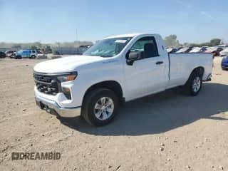 2022 Chevrolet Silverado 1500 Work Truck z VIN 3GCNAAEDXNG573057, wystawiony jako Copart lot #84419555 z przebiegiem 49 247 mil mil oraz Szkoda całkowita • Salvage title. Historia ofert i sprzedaży dostępna na DreamBid. Obrazek 1.