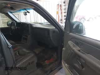 2004 Chevrolet Silverado 2500 LT с VIN 1GCGK23U44F106666, выставлен на аукционе IAAI как лот 41990598 с пробегом 229 266 миль миль и . История ставок и продаж доступна на DreamBid. Изображение 5.