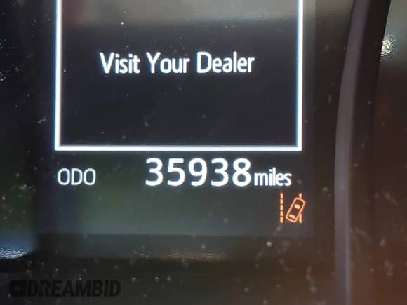 2022 Toyota Camry SE z VIN 4T1G11AK5NU075077, wystawiony jako IAAI lot #42359500 z przebiegiem 35 938 mil mil oraz . Historia ofert i sprzedaży dostępna na DreamBid. Obrazek 16.