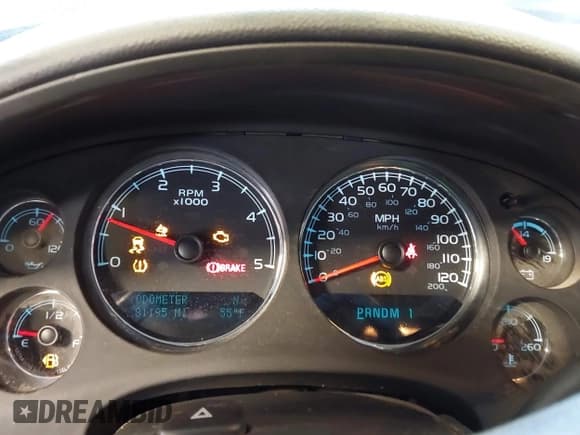 ✅ 2011 Chevrolet Silverado 2500HD LTZ • VIN: 1GC1KYC83BF192822 • Lot: 42508183. Listed on IAAI with 81,195 mi. Free auction sales archive from the USA and detailed vehicle history report at DreamBid. Image 7.