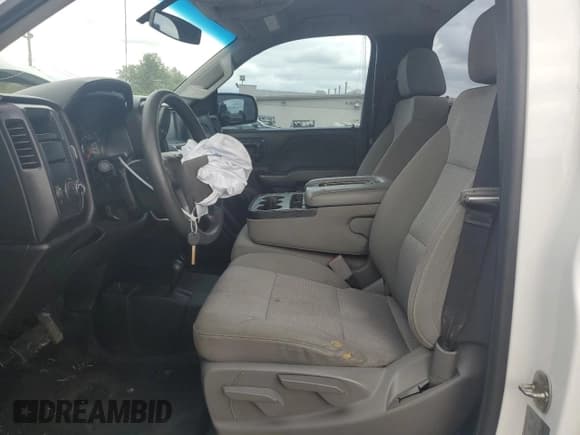 ✅ 2018 Chevrolet Silverado 1500 Work Truck • VIN: 1GCNKNECXJZ182951 • Лот: 70966024. Опубликован ранее на Copart с пробегом Не указан. Бесплатный доступ к архиву аукционных продаж из США и подробный отчёт об истории автомобиля на DreamBid. Изображение 7.