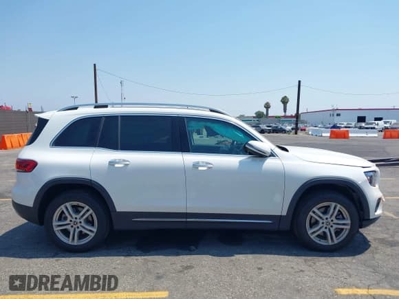 ✅ 2023 Mercedes-Benz GLB 250 • VIN: W1N4M4GB3PW302130 • Лот: 42725415. Опубликован ранее на IAAI с пробегом 22 176 миль. Бесплатный доступ к архиву аукционных продаж из США и подробный отчёт об истории автомобиля на DreamBid. Изображение 13.