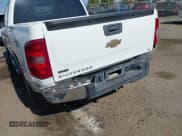 ✅ 2011 Chevrolet Silverado 1500 LS • VIN: 3GCPCREA5BG408018 • Lot: 43217341. Wystawiony na IAAI z przebiegiem 190 884 mil. Bezpłatny archiwum sprzedaży aukcyjnych z USA i szczegółowy raport historii pojazdu na DreamBid. Zdjęcie 19.