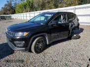 ✅ 2019 Jeep Compass Latitude • VIN: 3C4NJCBBXKT677551 • Lot: 48625185. Wystawiony na Copart z przebiegiem 137 951 mil. Bezpłatny archiwum sprzedaży aukcyjnych z USA i szczegółowy raport historii pojazdu na DreamBid. Zdjęcie 1.