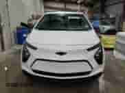 2023 Chevrolet Bolt EV 1LT z VIN 1G1FW6S02P4149370, wystawiony jako Copart lot #37364634 z przebiegiem 16 703 mil mil oraz . Historia ofert i sprzedaży dostępna na DreamBid. Obrazek 5.