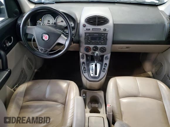 ✅ 2005 Saturn VUE • VIN: 5GZCZ63465S863156 • Lot: 55956495. Wystawiony na Copart z przebiegiem 212 648 mil. Bezpłatny archiwum sprzedaży aukcyjnych z USA i szczegółowy raport historii pojazdu na DreamBid. Zdjęcie 8.