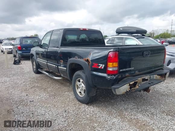 2000 Chevrolet Silverado 1500 LS с VIN 1GCEK19T7YE311751, выставлен на аукционе IAAI как лот 43284726 с пробегом 177 615 миль миль и . История ставок и продаж доступна на DreamBid. Изображение 3.