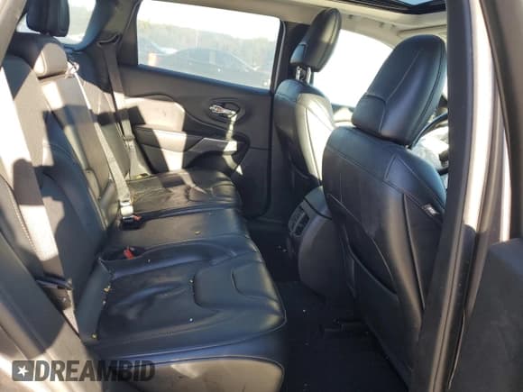 ✅ 2021 Jeep Cherokee 80th Anniversary • VIN: 1C4PJMMX2MD141631 • Lot: 90995015. Listed on Copart with 102,607 mi. Free auction sales archive from the USA and detailed vehicle history report at DreamBid. Image 11.