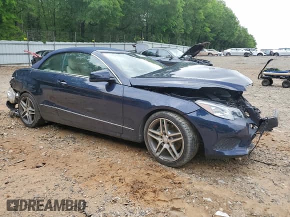 ✅ 2015 Mercedes-Benz E 400 • VIN: WDDKK6FF5FF299465 • Lot: 54321405. Listed on Copart with 33,319 mi. Free auction sales archive from the USA and detailed vehicle history report at DreamBid. Image 4.