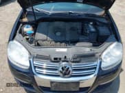 ✅ 2010 Volkswagen Jetta SE • VIN: 3VWRZ7AJ9AM042787 • Lot: 42466773. Listed on IAAI with 144,829 mi. Free auction sales archive from the USA and detailed vehicle history report at DreamBid. Image 10.