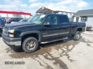 ✅ 2005 Chevrolet Silverado 2500HD LT3 • VIN: 1GCHK23G35F931582 • Лот: 42539862. Опубликован ранее на IAAI с пробегом 131 840 миль. Бесплатный доступ к архиву аукционных продаж из США и подробный отчёт об истории автомобиля на DreamBid. Изображение 19.