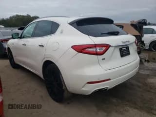 ✅ 2018 Maserati Levante GranLusso • VIN: ZN661XUL4JX305898 • Лот: 68661242. Опубликован ранее на Copart с пробегом 33 340 миль. Бесплатный доступ к архиву аукционных продаж из США и подробный отчёт об истории автомобиля на DreamBid. Изображение 2.