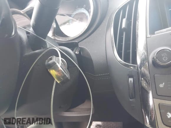 ✅ 2012 Buick LaCrosse Premium 1 • VIN: 1G4GD5E37CF141809 • Lot: 42824069. Listed on IAAI with 141,190 mi. Free auction sales archive from the USA and detailed vehicle history report at DreamBid. Image 11.