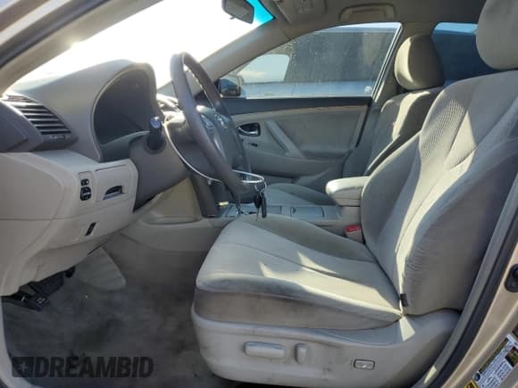 ✅ 2011 Toyota Camry LE • VIN: 4T1BF3EK2BU209623 • Lot: 89725145. Listed on Copart with 193,595 mi. Free auction sales archive from the USA and detailed vehicle history report at DreamBid. Image 7.