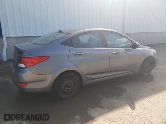 ✅ 2014 Hyundai Accent GLS • VIN: KMHCT4AE1EU651588 • Лот: 70021994. Опубликован ранее на Copart с пробегом 268 157 миль. Бесплатный доступ к архиву аукционных продаж из США и подробный отчёт об истории автомобиля на DreamBid. Изображение 3.