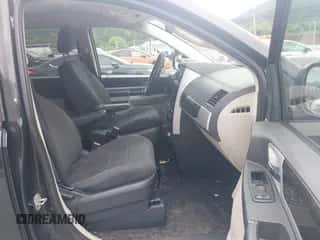 2010 Dodge Grand Caravan SXT с VIN 2D4RN5D16AR196609, выставлен на аукционе IAAI как лот 42781196 с пробегом 220 394 миль миль и . История ставок и продаж доступна на DreamBid. Изображение 5.