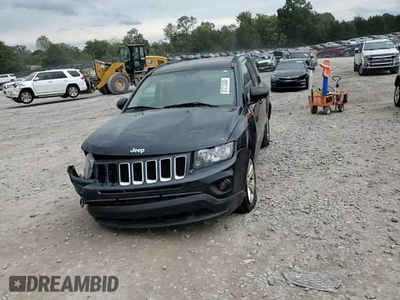 ✅ 2016 Jeep Compass Sport • VIN: 1C4NJDBB3GD586575 • Lot: 81213505. Wystawiony na Copart z przebiegiem 116 576 mil. Bezpłatny archiwum sprzedaży aukcyjnych z USA i szczegółowy raport historii pojazdu na DreamBid. Zdjęcie 14.