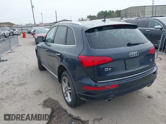 ✅ 2015 Audi Q5 Prestige • VIN: WA1VMAFP0FA008827 • Lot: 41715094. Listed on IAAI with 86,375 mi. Free auction sales archive from the USA and detailed vehicle history report at DreamBid. Image 3.