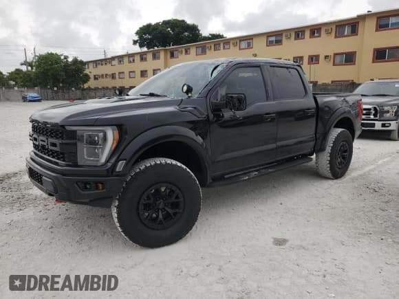 ✅ 2023 Ford F-150 Raptor • VIN: 1FTFW1RGXPFB21737 • Лот: 63015105. Опубликован ранее на Copart с пробегом 28 012 миль. Бесплатный доступ к архиву аукционных продаж из США и подробный отчёт об истории автомобиля на DreamBid. Изображение 1.
