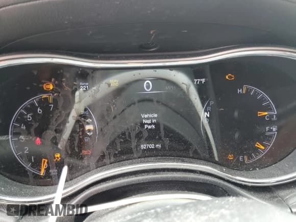 ✅ 2018 Jeep Grand Cherokee Sterling • VIN: 1C4RJFBGXJC325398 • Lot: 69753515. Wystawiony na Copart z przebiegiem 52 702 mil. Bezpłatny archiwum sprzedaży aukcyjnych z USA i szczegółowy raport historii pojazdu na DreamBid. Zdjęcie 9.