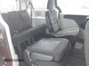 ✅ 2015 Dodge Grand Caravan SE • VIN: 2C4RDGBG1FR681928 • Lot: 42716256. Wystawiony na IAAI z przebiegiem 70 125 mil. Bezpłatny archiwum sprzedaży aukcyjnych z USA i szczegółowy raport historii pojazdu na DreamBid. Zdjęcie 8.