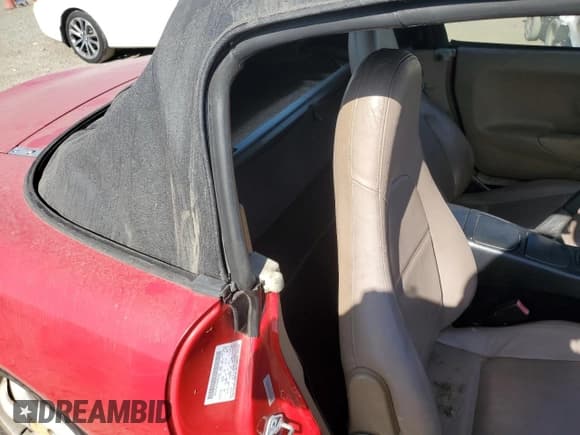 ✅ 1999 Mazda MX-5 Miata • VIN: JM1NB3531X0107332 • Lot: 75381054. Wystawiony na Copart z przebiegiem 185 279 mil. Bezpłatny archiwum sprzedaży aukcyjnych z USA i szczegółowy raport historii pojazdu na DreamBid. Zdjęcie 10.