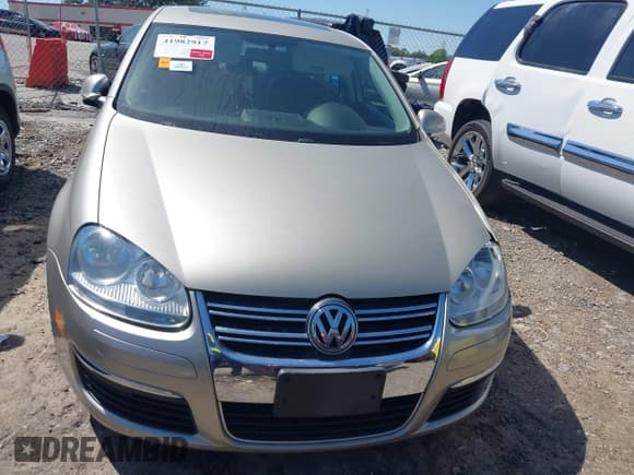 ✅ 2006 Volkswagen Jetta 2.5L • VIN: 3VWSG71K46M798471 • Лот: 41982917. Опубликован ранее на IAAI с пробегом 32 389 миль. Бесплатный доступ к архиву аукционных продаж из США и подробный отчёт об истории автомобиля на DreamBid. Изображение 12.