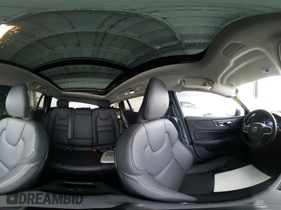 ✅ 2025 Volvo V60 Plus • VIN: YV4L12WK3S2149148 • Лот: 42567146. Опубликован ранее на IAAI с пробегом 1 816 миль. Бесплатный доступ к архиву аукционных продаж из США и подробный отчёт об истории автомобиля на DreamBid. Изображение 20.