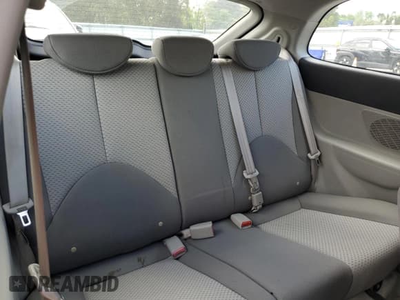 ✅ 2007 Hyundai Accent SE • VIN: KMHCN36C67U050000 • Lot: 52677195. Listed on Copart with 120,282 mi. Free auction sales archive from the USA and detailed vehicle history report at DreamBid. Image 10.