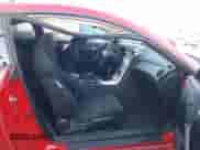 2010 Hyundai Genesis Coupe Premium z VIN KMHHT6KD6AU030624, wystawiony jako IAAI lot #41093182 z przebiegiem Nie podano mil oraz . Historia ofert i sprzedaży dostępna na DreamBid. Obrazek 5.