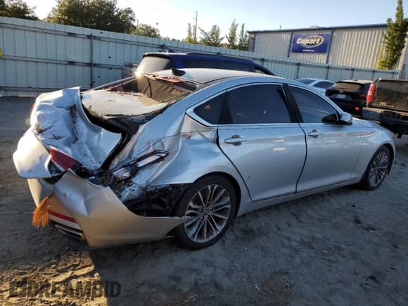 2015 Hyundai Genesis 3.8L z VIN KMHGN4JEXFU094600, wystawiony jako Copart lot #73850214 z przebiegiem Nie podano mil oraz Szkoda całkowita • Salvage title. Historia ofert i sprzedaży dostępna na DreamBid. Obrazek 3.