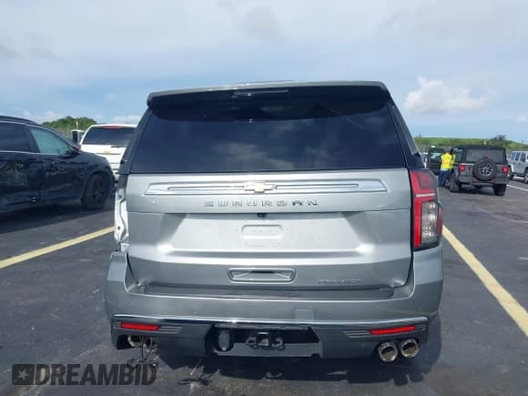 ✅ 2023 Chevrolet Suburban Premier • VIN: 1GNSCFKD6PR470145 • Лот: 43139108. Опубликован ранее на IAAI с пробегом 46 195 миль. Бесплатный доступ к архиву аукционных продаж из США и подробный отчёт об истории автомобиля на DreamBid. Изображение 17.