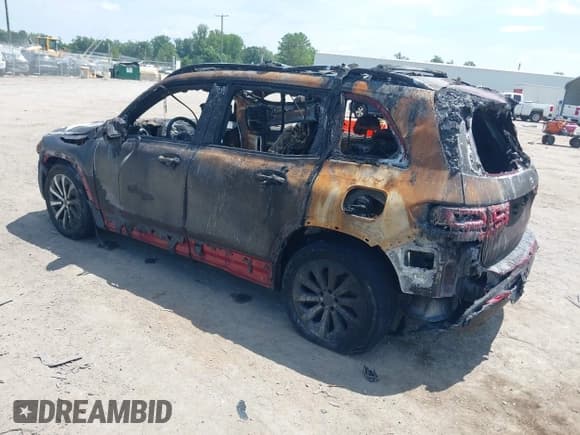 ✅ 2022 Mercedes-Benz GLB 250 • VIN: W1N4M4HB9NW184239 • Лот: 42751643. Опубликован ранее на IAAI с пробегом Не указан. Бесплатный доступ к архиву аукционных продаж из США и подробный отчёт об истории автомобиля на DreamBid. Изображение 3.