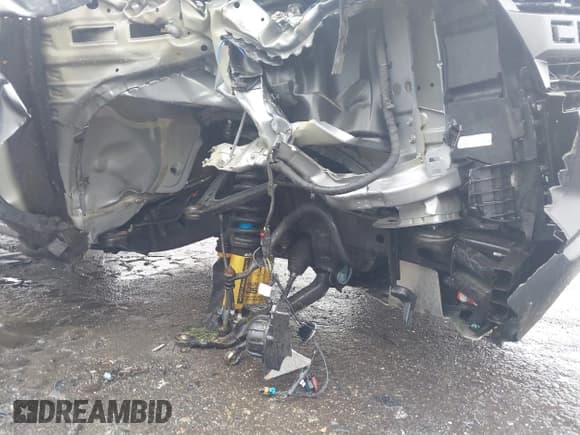 ✅ 2022 Chevrolet Colorado 4WD ZR2 • VIN: 1GCGTEEN2N1172880 • Лот: 42175116. Опубликован ранее на IAAI с пробегом 45 190 миль. Бесплатный доступ к архиву аукционных продаж из США и подробный отчёт об истории автомобиля на DreamBid. Изображение 18.