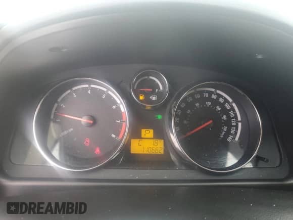 2008 Saturn VUE XR z VIN 3GSCL53708S684101, wystawiony jako Copart lot #87604305 z przebiegiem 110 662 mil mil oraz Czysty tytuł • Clean title. Historia ofert i sprzedaży dostępna na DreamBid. Obrazek 9.